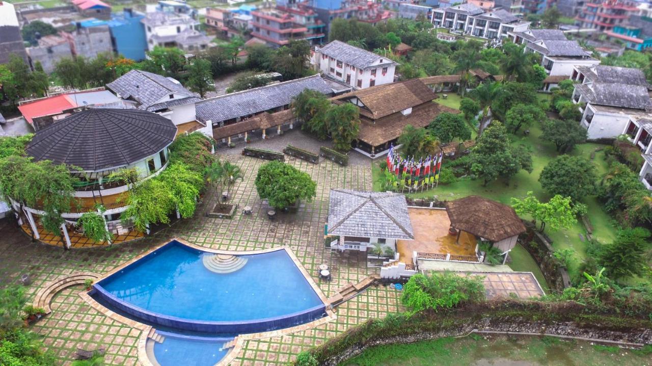 Shangri-La Village Resort, Pokhara Zewnętrze zdjęcie