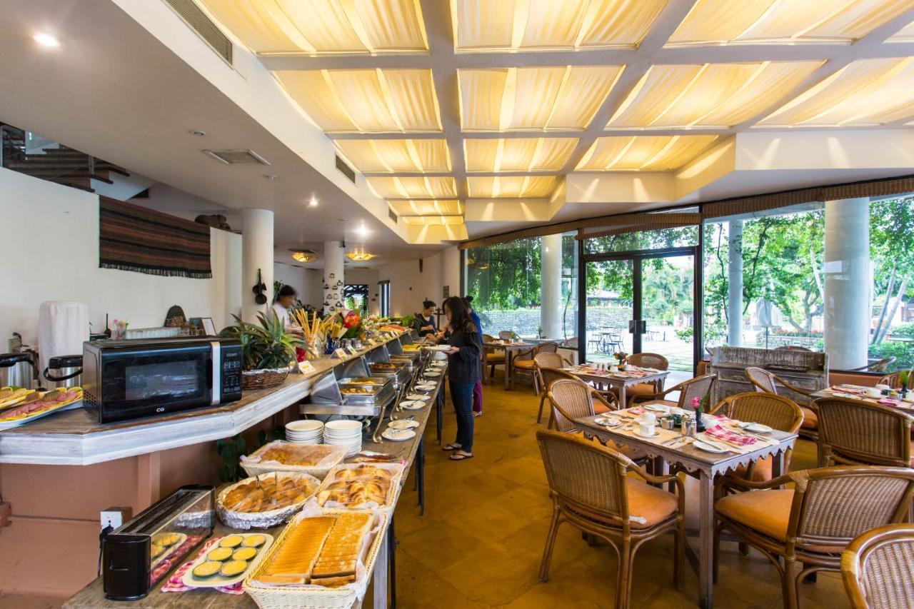Shangri-La Village Resort, Pokhara Zewnętrze zdjęcie