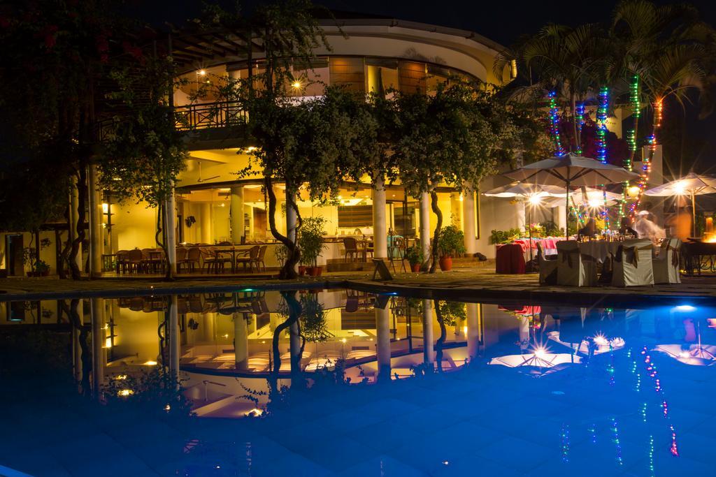 Shangri-La Village Resort, Pokhara Zewnętrze zdjęcie