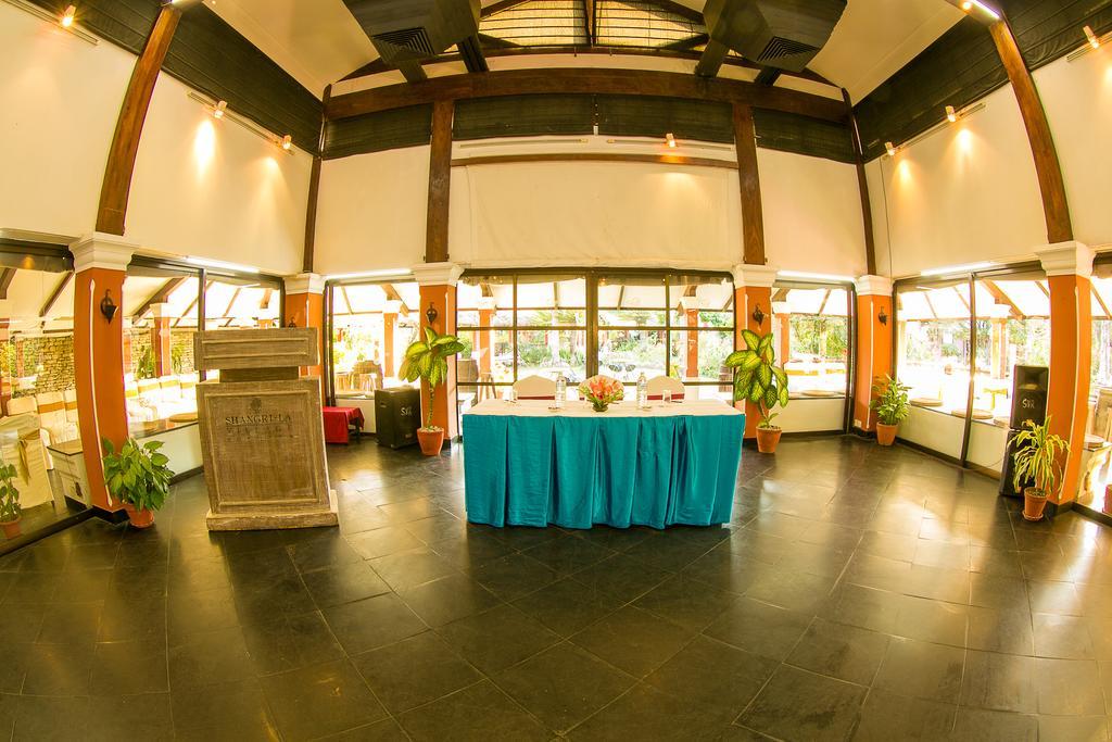 Shangri-La Village Resort, Pokhara Zewnętrze zdjęcie