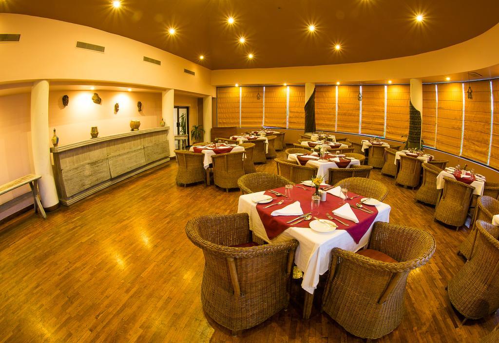 Shangri-La Village Resort, Pokhara Zewnętrze zdjęcie