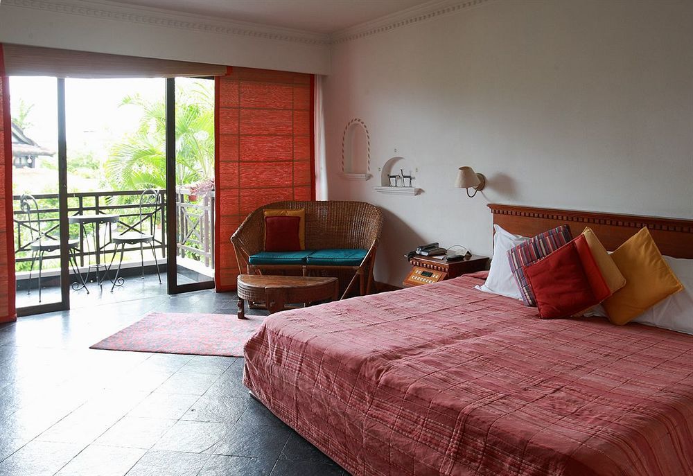 Shangri-La Village Resort, Pokhara Zewnętrze zdjęcie