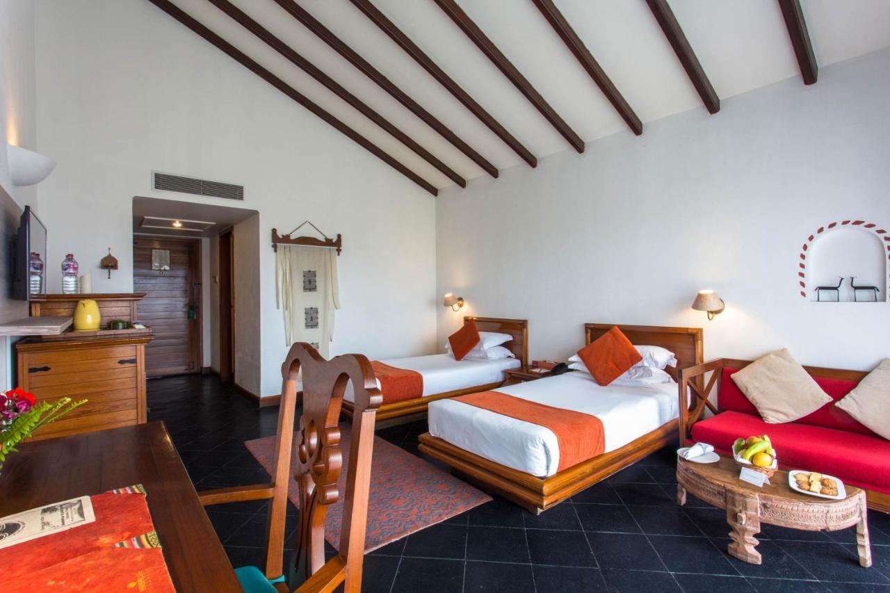 Shangri-La Village Resort, Pokhara Zewnętrze zdjęcie